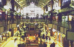 Victoria Warf Shopping Center - © by South African Tourism